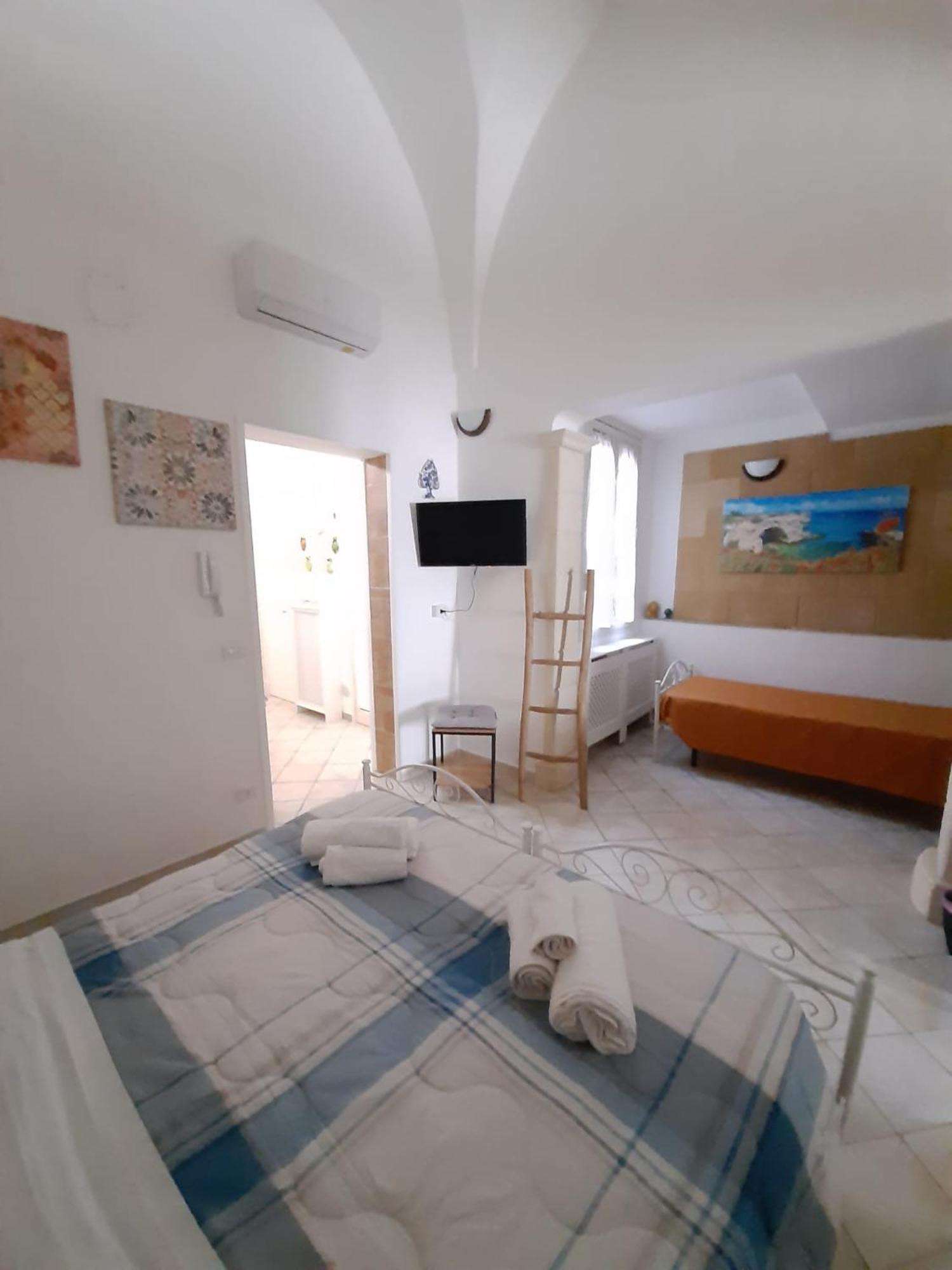 La Dimora Del Pumo Apartment Lecce Ngoại thất bức ảnh